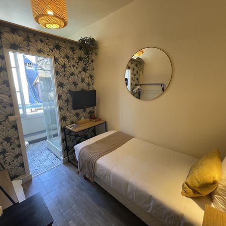 Le Trouville - Hotel De Charme Bagian luar foto