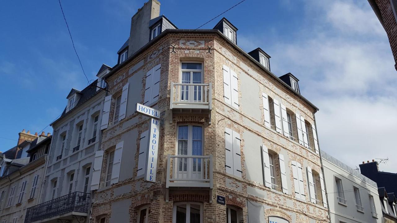 Hotel Le Trouville Bagian luar foto