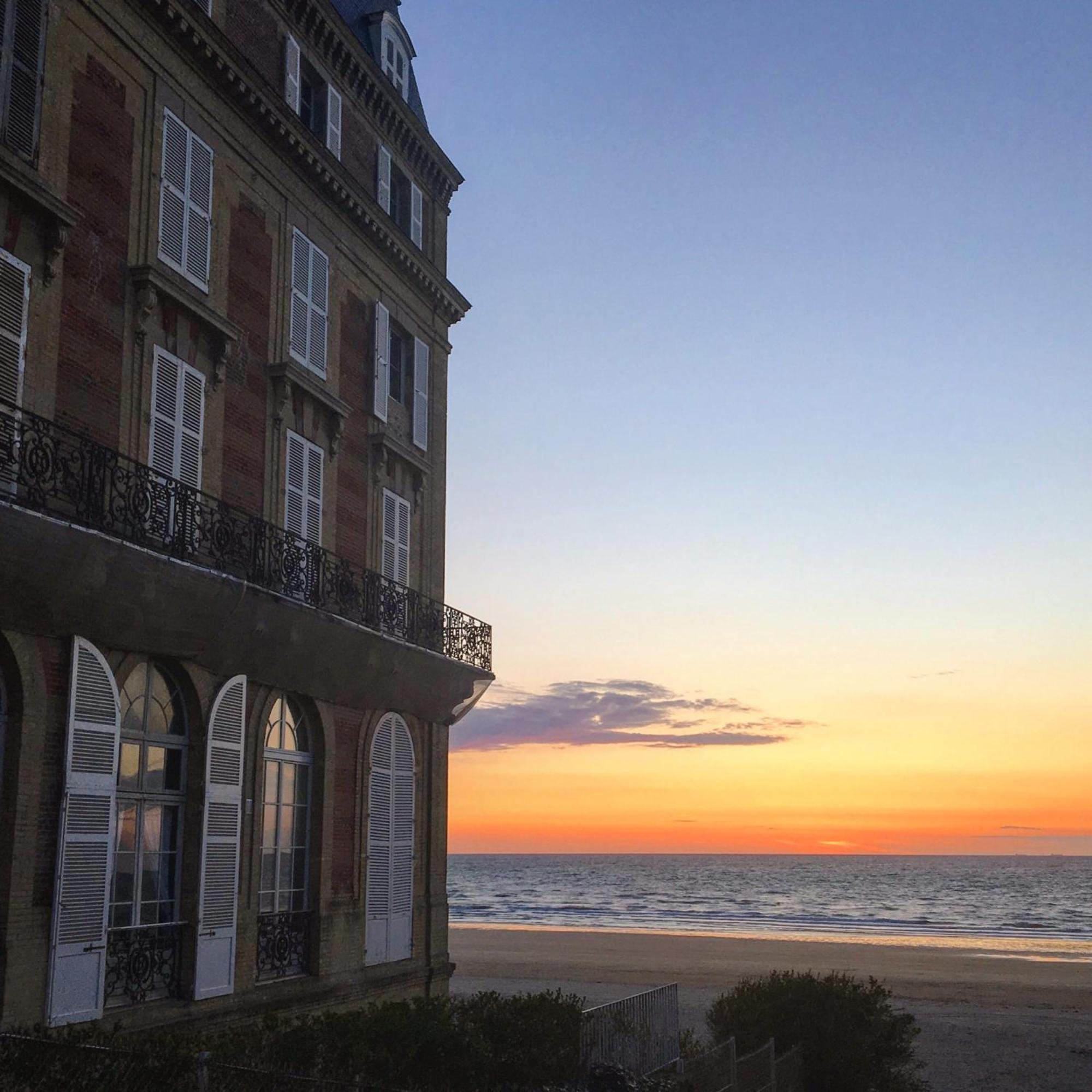 Le Trouville - Hotel De Charme Bagian luar foto