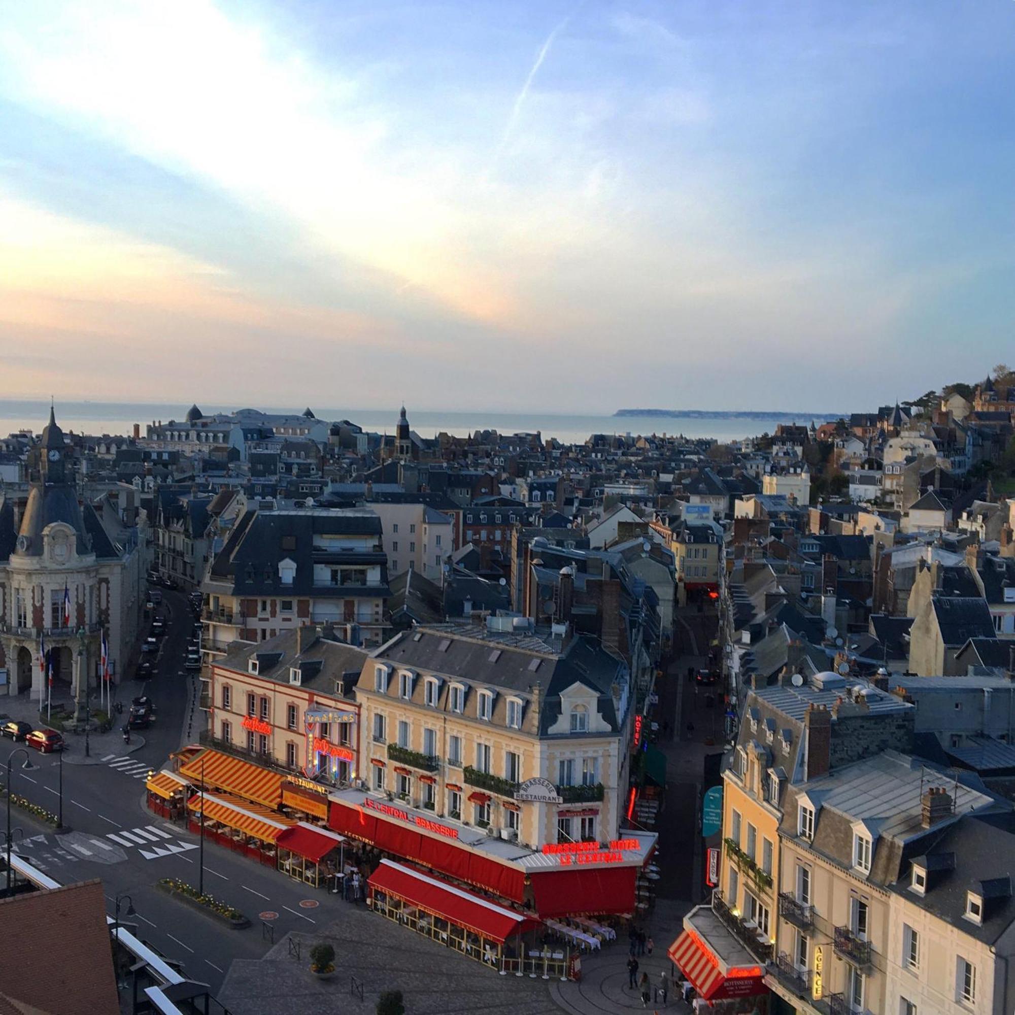 Le Trouville - Hotel De Charme Bagian luar foto