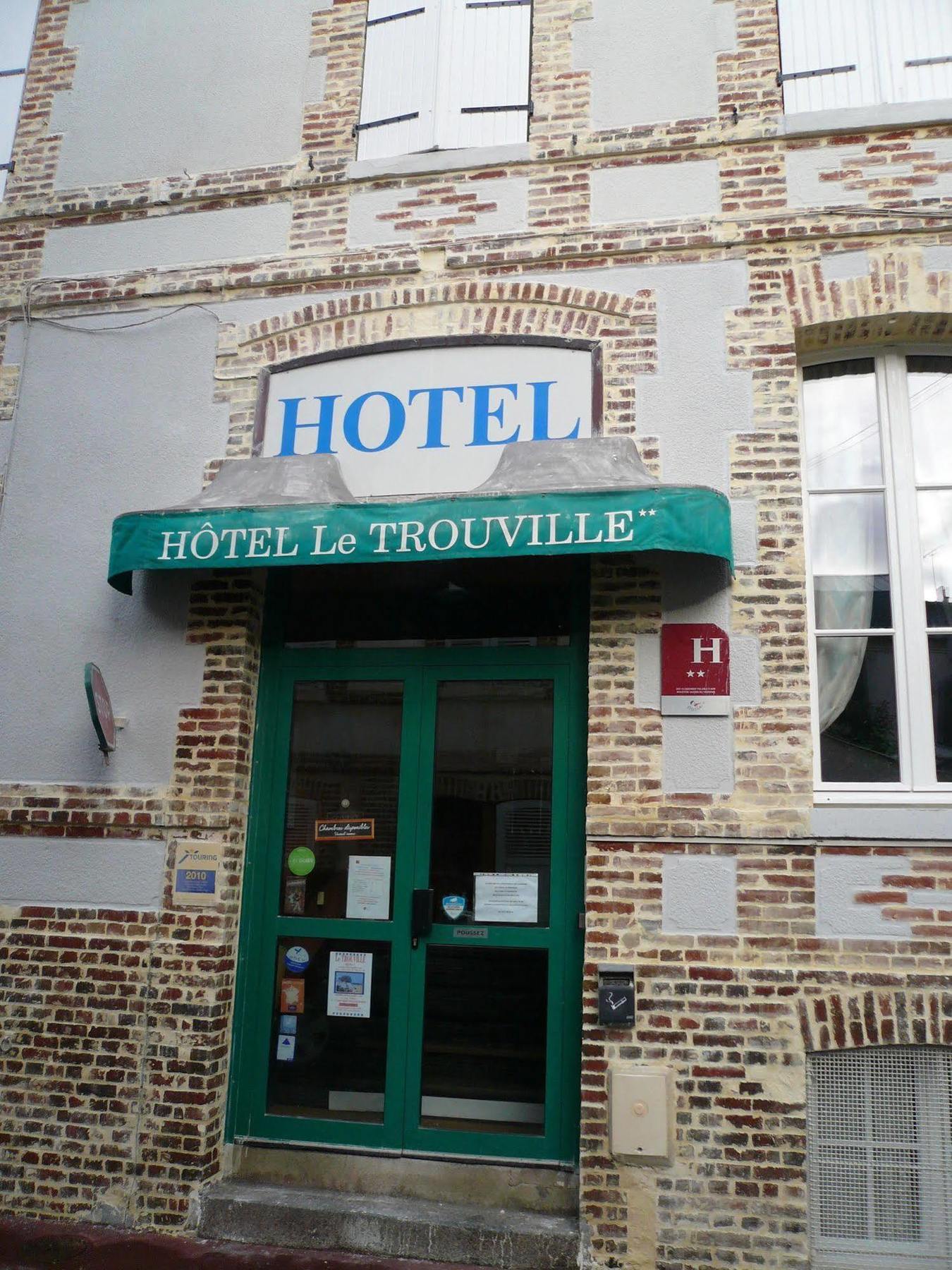 Hotel Le Trouville Bagian luar foto